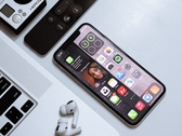 Os widgets poderiam se tornar mais interativos com o iOS 16. (Fonte da imagem: Omid Armin)