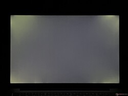 Sangramento visível da luz de fundo
