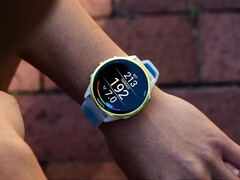 A Garmin vai levar recursos que chegaram com o Forerunner 570 (acima) para outros smartwatches. (Fonte da imagem: Garmin)