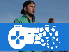 Logotipo da Stop Killing Games em frente ao vice-presidente do Parlamento da UE, Nicolae Ștefănuță