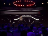 Lisa Su, CEO da AMD, provocou uma GPU RX 7000 sem nome no evento de lançamento do Zen 4. (Fonte: AMD)