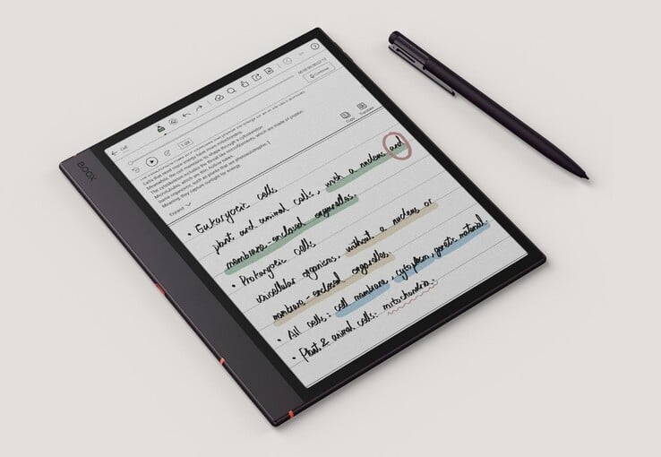 Os usuários podem fazer anotações usando a caneta magnética ou falar para que a IA faça transcrições no tablet Boox Note Air6 C.