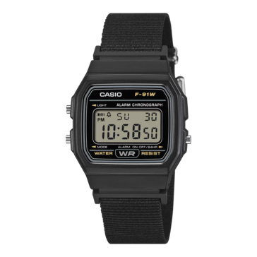 Casio F-91WF-1A com pulseira de tecido preta.