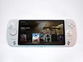 O Legion C700 é um dispositivo portátil para jogos em nuvem. Na foto: uma imagem promocional do dispositivo mostrando sua parte frontal.