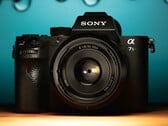 A Sony poderia ampliar significativamente seu portfólio de lentes por meio de uma aquisição.