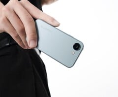 O Bluefox NX1 é um smartphone minúsculo de 4 polegadas com Android 15, agora disponível para encomenda em todo o mundo. (Fonte da imagem: Bluefox)