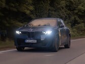 O SUV elétrico BMW iX3 conseguiu uma impressionante autonomia de 626 milhas com 12 milhas ainda restantes no relógio. (Fonte da imagem: BMW Group via YouTube)