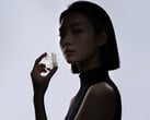 O CP6 Mini custa cerca de US$ 12 na China. Na foto: uma imagem promocional destacando o design compacto do carregador.