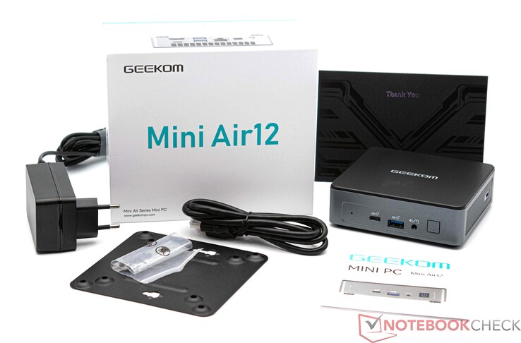 Geekom MiniAir 12 com acessórios