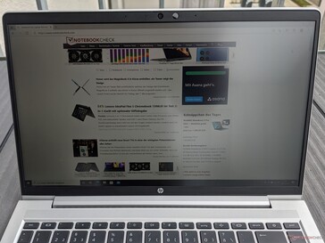 Usando o HP ProBook 440 G8 ao ar livre