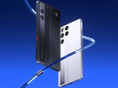O RedMagic 11 Pro e o Pro+ foram confirmados com duas câmeras de 50 MP na parte traseira. Na foto: as versões não transparentes do telefone para jogos. (Fonte da imagem: RedMagic)