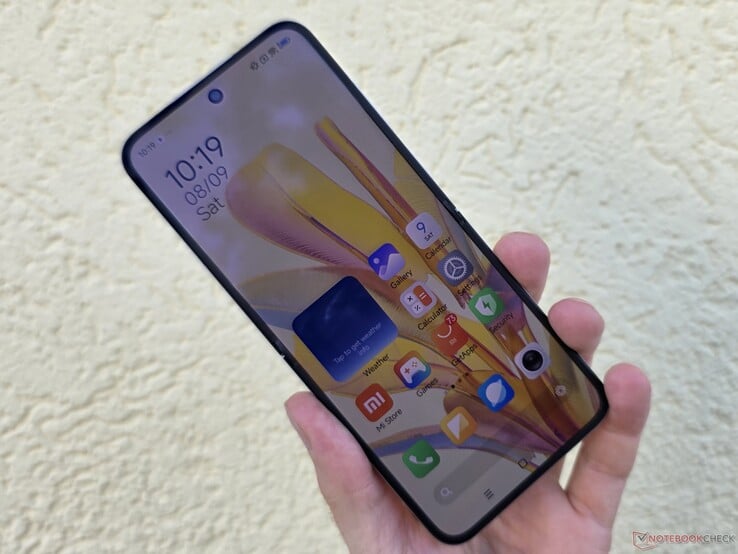 Smartphone de teste Xiaomi Mix Flip 2