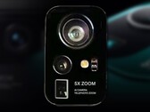 O Xiaomi Mi 12 aparentemente tem uma configuração de câmera muito diferente do Mi 11 Ultra (L) e Mi 11 Pro (R). (Fonte da imagem: Xiaomi/"Spy" Weibo - editado)