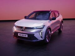 O Renault Scenic E-Tech renovado tem características novas e aprimoradas. (Fonte da imagem: Renault)