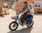 A bicicleta elétrica Segway Muxi Pro pode ser equipada com um segundo assento para passageiro opcional.