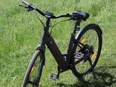 A Urtopia Carbon 1 ST também causa uma forte impressão como uma bicicleta inteligente