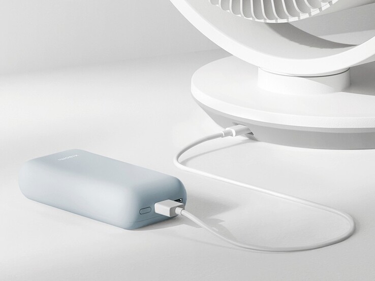 O Smart Desktop Air Circulation Fan da Xiaomi (foto) pode ser alimentado por um banco de energia. (Fonte da imagem: Xiaomi)