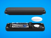 O TimeCapsule alimenta um AirTag Apple com energia de duas pilhas AA. (Fonte da imagem: Elevation Lab)