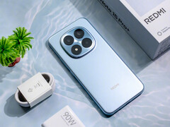 O Redmi Note 15 Pro Plus na cor Azure Blue. (Fonte da imagem: Xiaomi)