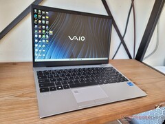 2022 Vaio FE14 é novo por dentro, mas velho por fora