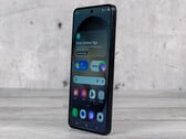 A base Galaxy S27 poderia usar uma tela diferente em comparação com a Galaxy S26 mostrada aqui