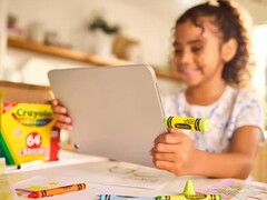 O SanDisk Crayola USB-C Flash Drive é compatível com uma ampla gama de dispositivos, incluindo tablets. (Fonte da imagem: SanDisk)