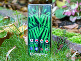O Google afirma ter melhorado o reconhecimento das impressões digitais no Pixel 6a e no Pixel 7 com a atualização deste mês. (Fonte de imagem: NotebookCheck)