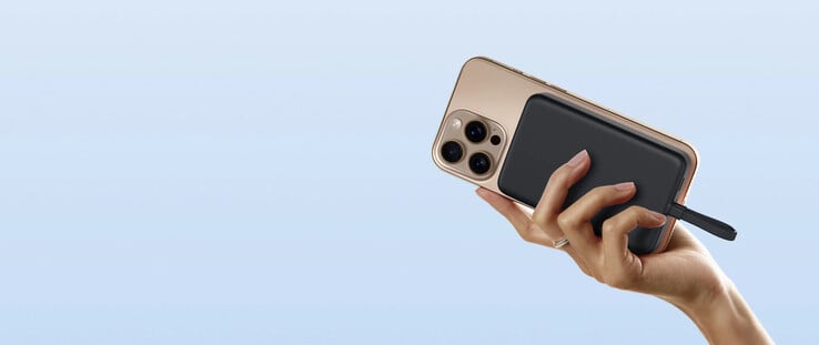 O Xiaomi 33W Magnetic Power Bank 10000 com cabo integrado. (Fonte da imagem: Xiaomi)