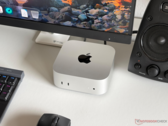 Uma potência compacta com o SoC M6 de 2 nm — Análise do Apple Mac mini 2026