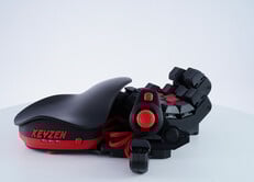 Azeron Keyzen com detalhes em vermelho. (Fonte da imagem: Azeron)
