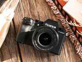 A X-S20 da Fujifilm deixou uma impressão duradoura em vários avaliadores graças ao seu desempenho compacto. (Fonte da imagem: Fujifilm)