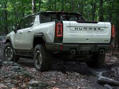 O popular, mas pouco disponível, caminhão elétrico Hummer EV foi vendido por um quarto de milhão de dólares (Imagem: GMC)