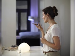 O Philips Hue AI Assistant será lançado globalmente no final de agosto de 2025. (Fonte da imagem: Signify)