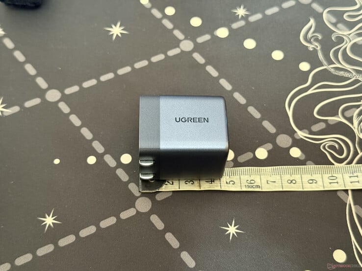 Comprimento do Ugreen Nexode Air 65W