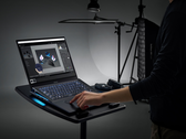 O Zenbook Pro 16X OLED (UX7602) combina o hardware Intel Alder Lake e NVIDIA Ampere. (Fonte de imagem: ASUS)