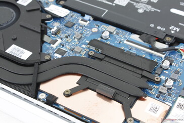 A pulsação do ventilador é mantida em um nível mínimo para ser quase imperceptível ao executar a maioria das cargas de navegação do dia a dia