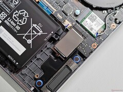 Módulo Wi-Fi e segundo slot de SSD