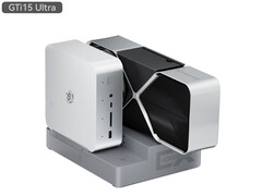 O GTi15 Ultra, que tem 64 GB de RAM e 1 TB de armazenamento, já está disponível em todo o mundo. Na foto: o mini PC com dock eGPU. (Fonte da imagem: Beelink)