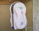 Janelas, espelhos, portas — Testando o robô limpador de janelas Hutt 10