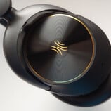 Os fones de ouvido OneOdio Focus A6 com cancelamento de ruído reproduzem música de alta resolução com vocais claros a um preço acessível. (Fonte da imagem: Notebookcheck)