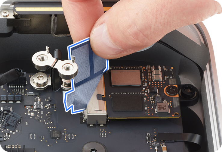 Acessando o módulo SSD no novo Mac Studio