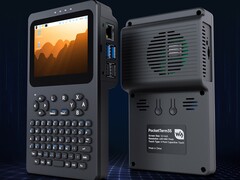 O PocketTerm35 é alimentado por um Raspberry Pi 5 ou 4