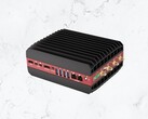 O mini PC SolidRun Bedrock RAI300 apresenta a APU AMD Ryzen AI 9 HX 370 de 12 núcleos com até 128 GB de memória. (Fonte da imagem: Bedrock)