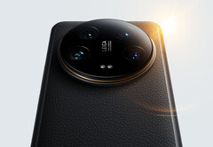 O Xiaomi 15 Ultra pode apresentar uma enorme câmera telefoto de 200 MP, entre outras mudanças; Xiaomi 14 Ultra na foto. (Fonte da imagem: Xiaomi)