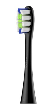 A parte de trás da cabeça da escova contém um limpador de língua.