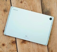 O Samsung Galaxy Tab S9 FE. (Fonte da imagem: John Mundy/Tech Advisor)