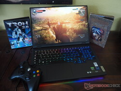 Lenovo Legion Pro 7 16IRX8H: Unidade de teste fornecida pelo campuspoint.de