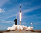 Imagem do foguete da SpaceX decolando da base de lançamento em Cabo Canaveral, Flórida. (Fonte da imagem: SpaceX/Flickr)