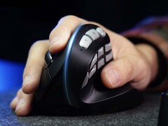 O E9 Pro é um novo mouse vertical para gamers (Fonte da imagem: Solakaka)