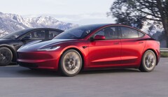 A atualização do Tesla Model 3 Highland trouxe algumas mudanças visuais sutis que alteraram significativamente a aparência do veículo. (Fonte da imagem: Tesla)